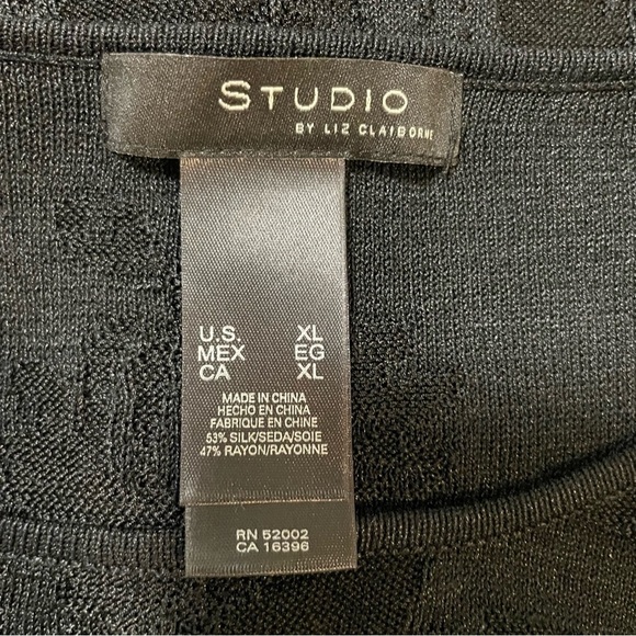 Liz Claiborne Studio Black Floral Long Sleeve Blouse Size XL Silk Rayon Office - Picture 8 of 8